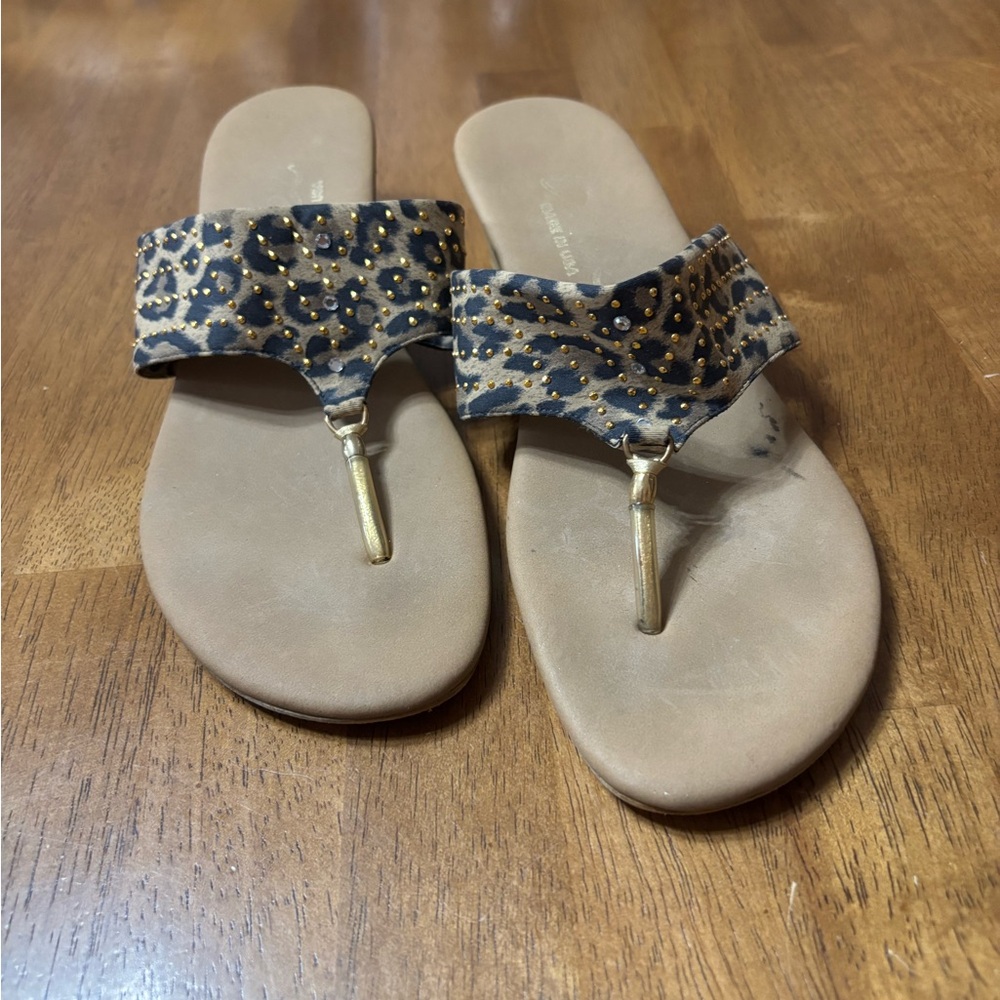 Onex leopard thong sandals size 8